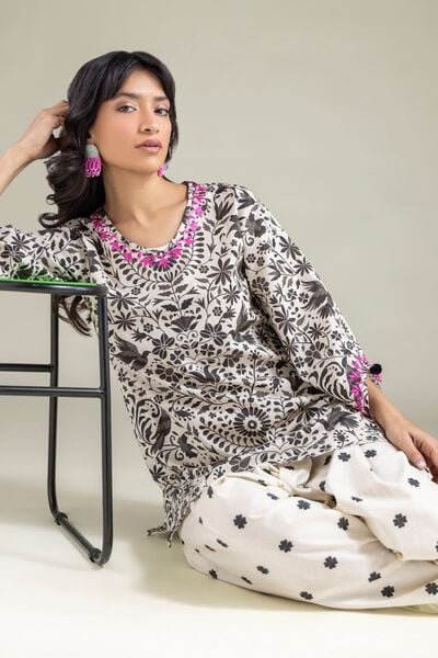 Top Pakistani Lawn Brands to Wear This Summer 2026
