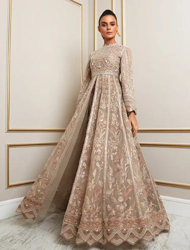 Top 10 Luxury Clothing Brands in Pakistan | waow.pk