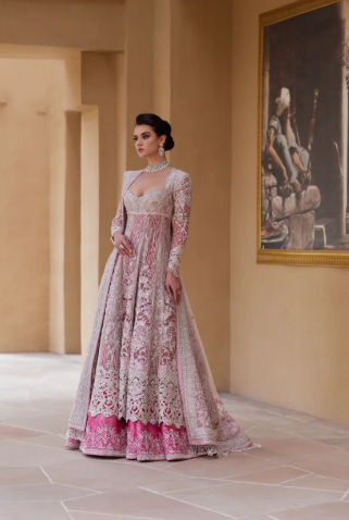  Top 10 Luxury Clothing Brands in Pakistan | waow.pk
