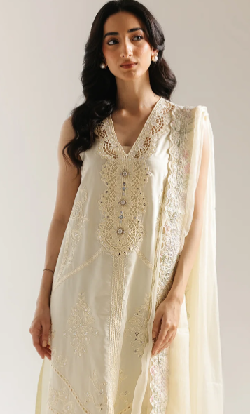 Top 10 Trending Clothing Brands in Pakistan | Waow.pk
