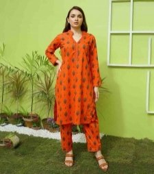 5 Ways to Style a Simple Shalwar Kameez in 2026
