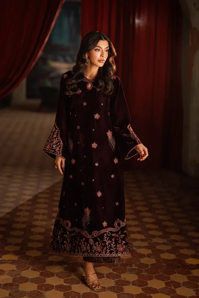 Pakistani Designer Suits Online in Pakistan | Waow.pk