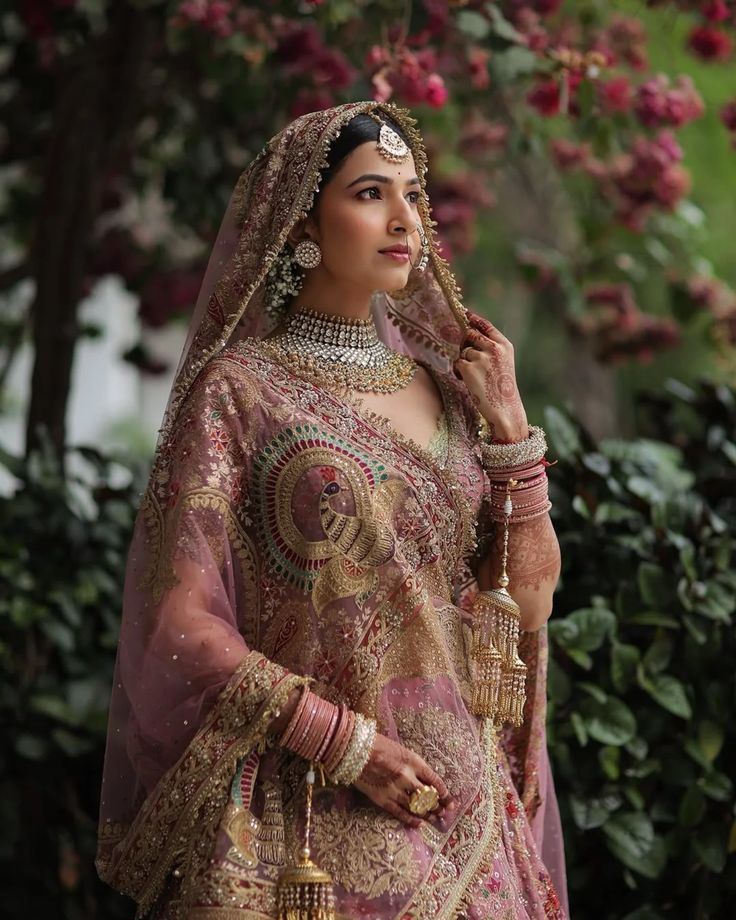 Best Dupatta Styling Ideas for Weddings | Waow.pk