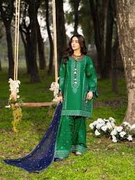 Designer Eid Dresses: Elevate Your Look for Eid 2026