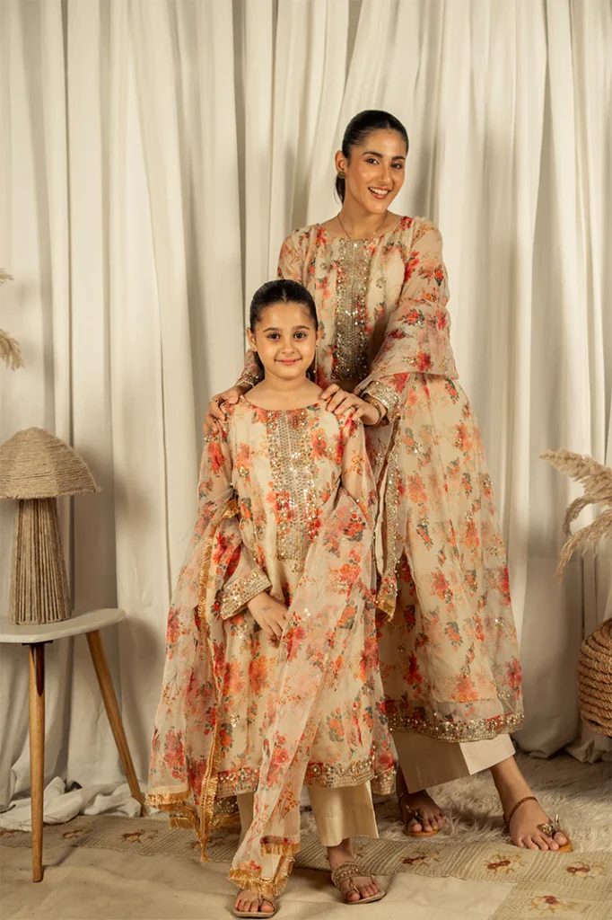 Mother-Daughter Matching Eid Outfits Pakistan 2026 | Look Waow Together